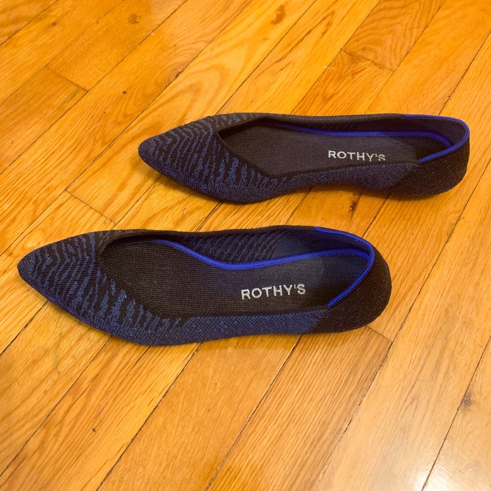 ROTHY’S flats